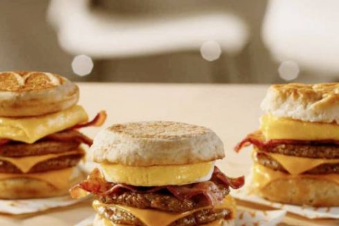 McDonald’s повертає сніданки: наразі лише в одному місті