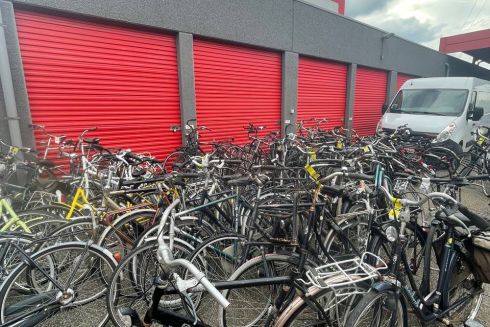 Амстердам передасть українським громадам дві тисячі забутих велосипедів. Частину з них отримає Київщина