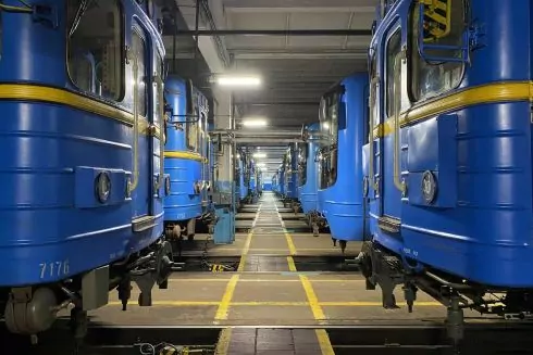 Варшава поможет Киеву ремонтировать вагоны метро российского производства