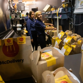Более четверти украинцев ждали открытия McDonald's из-за влияния на экономику: исследование