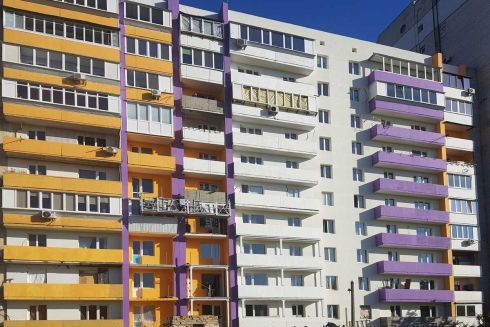 До та після: Як зараз виглядає зруйнована ракетою багатоповерхівка на Позняках