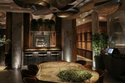 Роллы и вонтоны: возле &laquo;Лыбидской&raquo; открыли ресторан Chiba Sushi & More с блюдами азиатской кухни