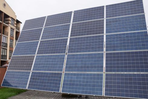 В пунктах обогрева на левом берегу Киева хотят установить солнечные батареи