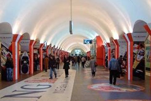 В киевском метро уберут рекламу