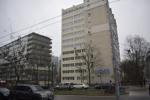 До и после: в Шевченковском районе полностью восстановили поврежденные обстрелами многоэтажки