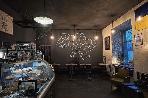 На Сечевых Стрельцов киевские волонтеры открыли кафе «Позиция». Что в меню