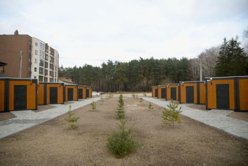 Дивіться, як виглядає перше модульне містечко на Рівненщині: фото
