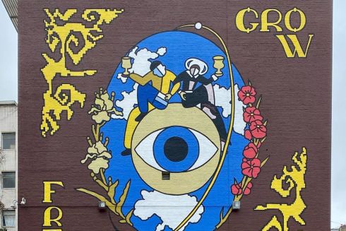 Українки Sestry Feldman створили у Бельгії  мурал, присвячений річниці повномасштабного вторгнення