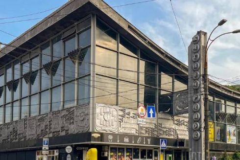 Житній ринок на Подолі виставили на аукціон: його планують здати в оренду на 15 років