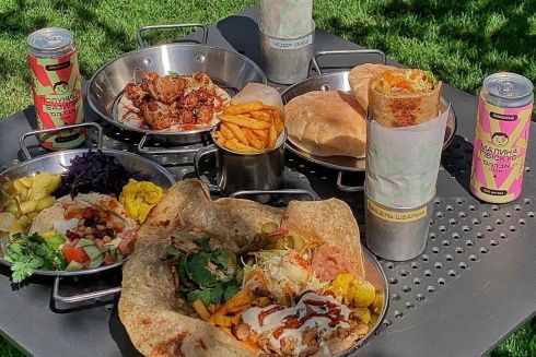 Алекс Купер відкриває AVI на Житньому ринку