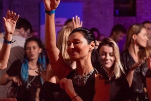 Бар «Хорошо, всегда» закрывается