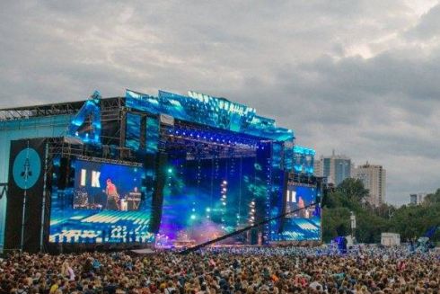 Первый день Atlas Weekend 2018 в Instagram