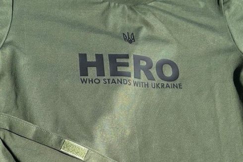 Киевский дизайнер создает адаптивную одежду для раненых защитников Украины