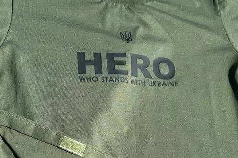 Киевский дизайнер создает адаптивную одежду для раненых защитников Украины