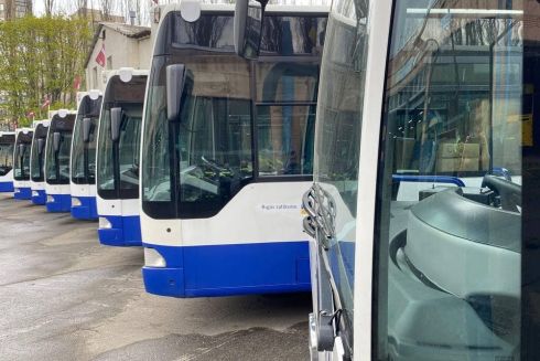 Стало відомо, скільки автобусів отримав Київ з початку війни та скільки з них вивели на маршрути