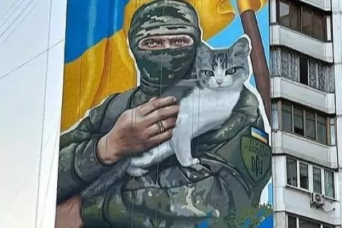 На Позняках зʼявився мурал, присвячений воїнам-добровольцям