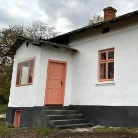 Смотрите, как реставрировали старый домик в Поморянах Львовской области