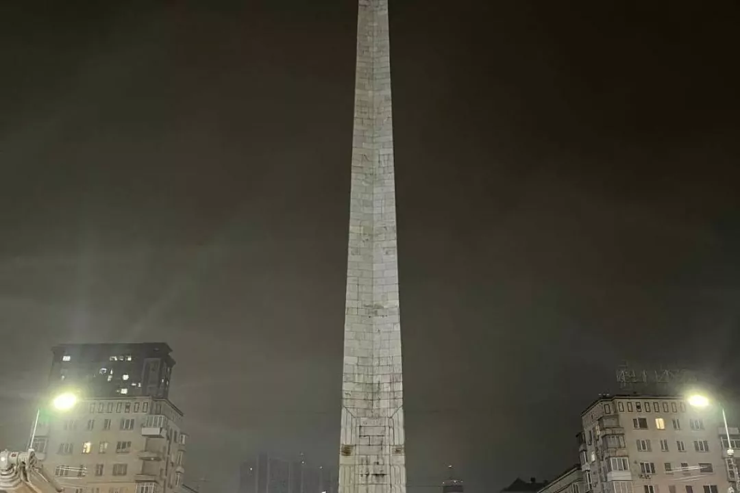 Обеліск на Галицькій площі планували підірвати керованим вибухом