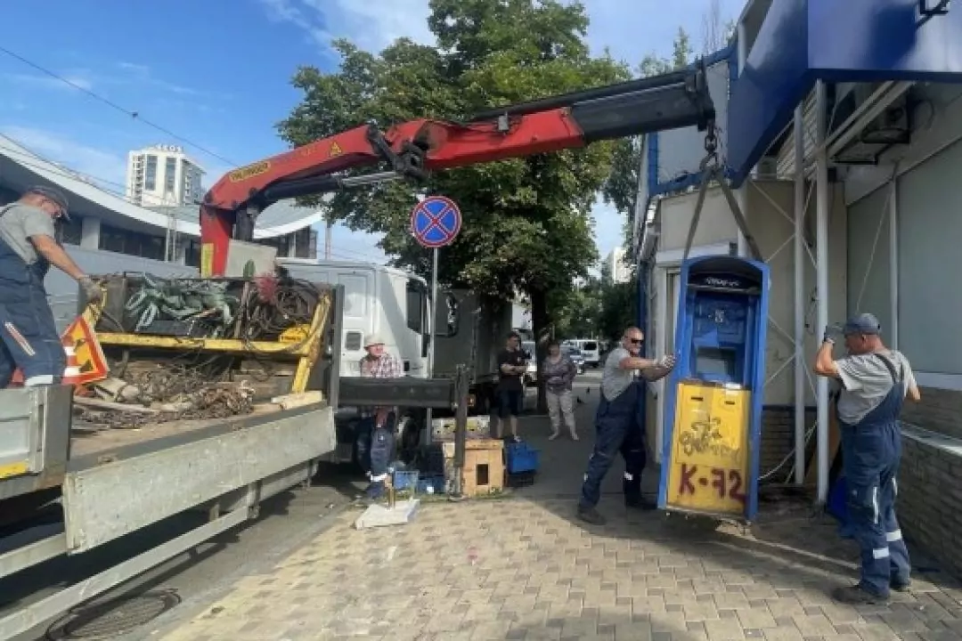 У Києві почали демонтувати термінали самообслуговування: яка причина