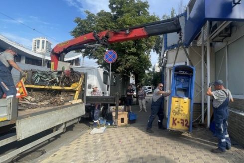 У Києві почали демонтувати термінали самообслуговування: яка причина
