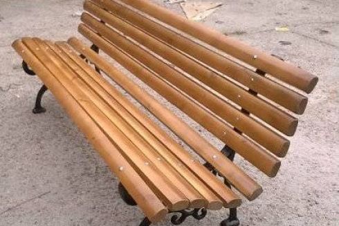 У Парку партизанської слави скоро з'являться сучасні лавки