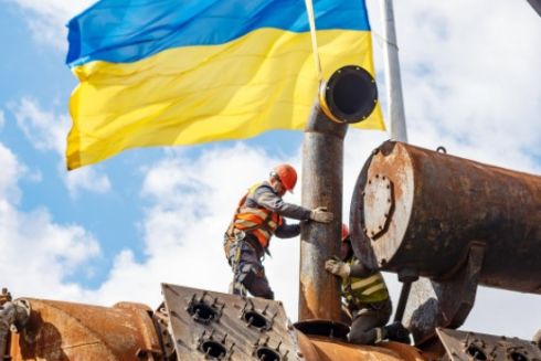 Зруйнований росіянами трансформатор став експонатом Музею війни: фото