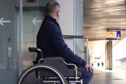 На железнодорожном вокзале Киева заработали лифты для маломобильных людей