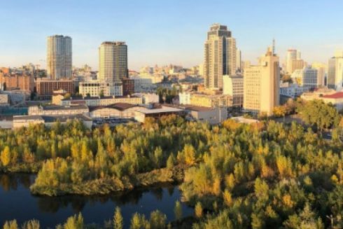 Кияни просять перетворити занедбану ділянку на Антоновича на парк &mdash; петиція