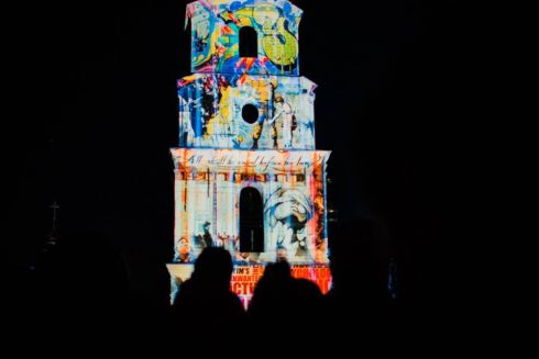 Київські історичні будівлі художньо підсвітять