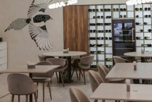 На Виноградарі запрацював винний бар &laquo;Сорока Wine Bar&raquo;