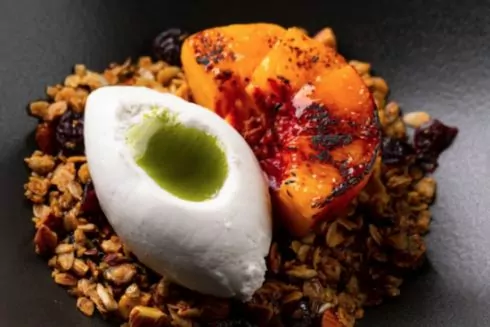 Возле Арсенальной площади открыли ресторан &laquo;Бавовна&raquo; с завтраками и гастроужинами.