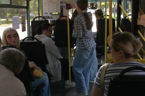 На автобусному маршруті Київ-Боярка запрацювала безготівкова оплата