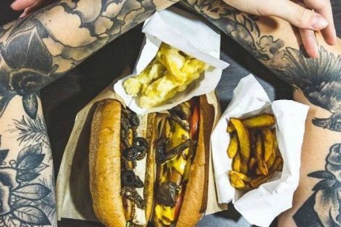 На Хмельницького відкрився веганський фастфуд