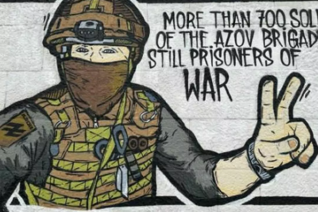 У Києві створили мурал на підтримку полонених захисників &laquo;Азовсталі&raquo;