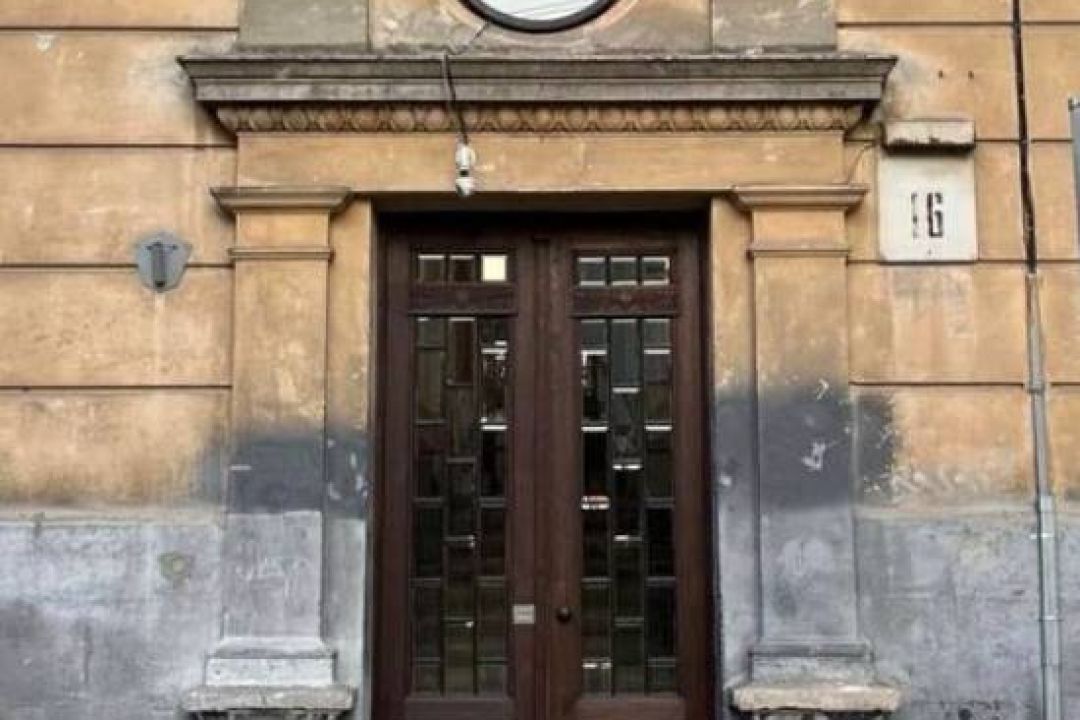 У Львові відновили будинок, який постраждав від російського обстрілу