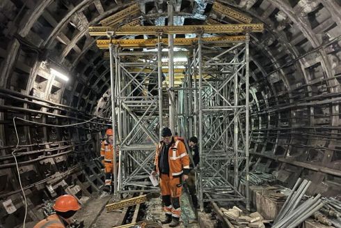 Тунелі київського метро позапланово перевірять на наявність дефектів