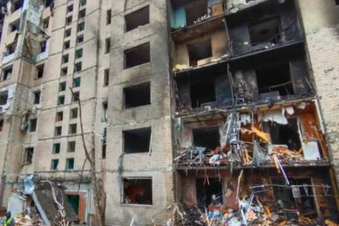 Стало відомо скільки часу займе відновлення пошкодженого будинку у Солом’янському районі