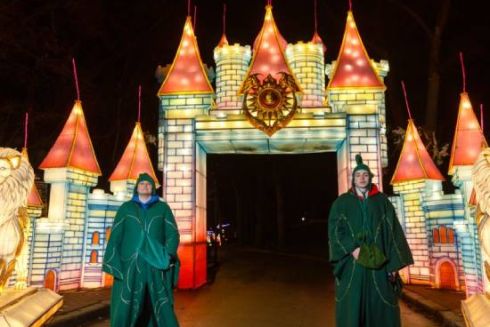 На Певческом поле открылся фестиваль фонарей «Lights&Dreams»