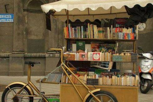 В Киеве появится книжный веломагазин