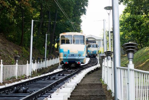 У Києві відновив роботу фунікулер