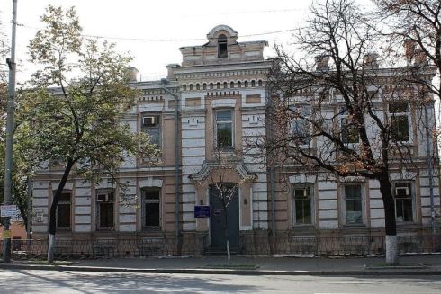 На Лук'янівці почали розбирати історичну будівлю