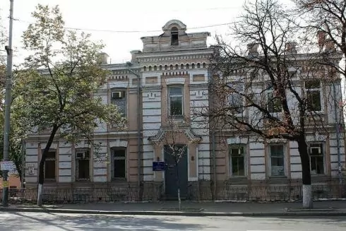 На Лук'янівці почали розбирати історичну будівлю