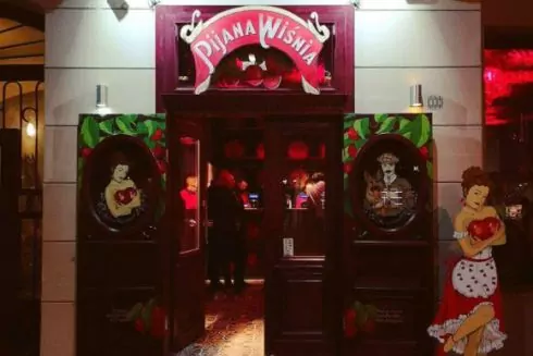 В Варшаве открылся львовский винный бар &laquo;П&rsquo;яна вишня&raquo;