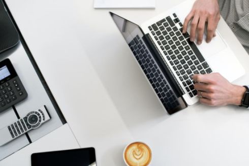 В сентябре украинцы открыли рекордное количество ФЛПов: в каких сферах больше всего