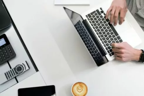 В сентябре украинцы открыли рекордное количество ФЛПов: в каких сферах больше всего