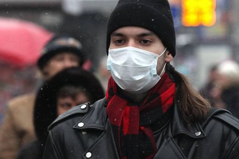 В Киеве обязали носить защитные маски в общественном транспорте