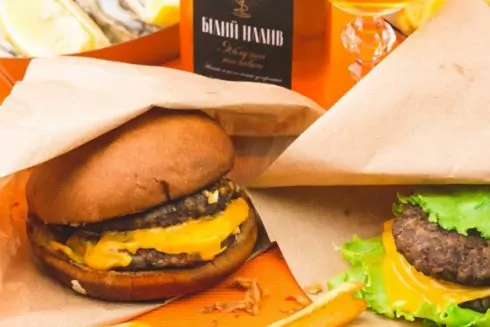 На Печерске открылась еще одна точка с бургерами от Димы Борисова за 39 гривен