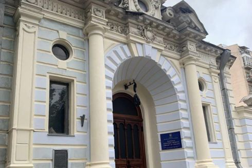 Браму садиби Терещенка у Києві відреставрували: фото