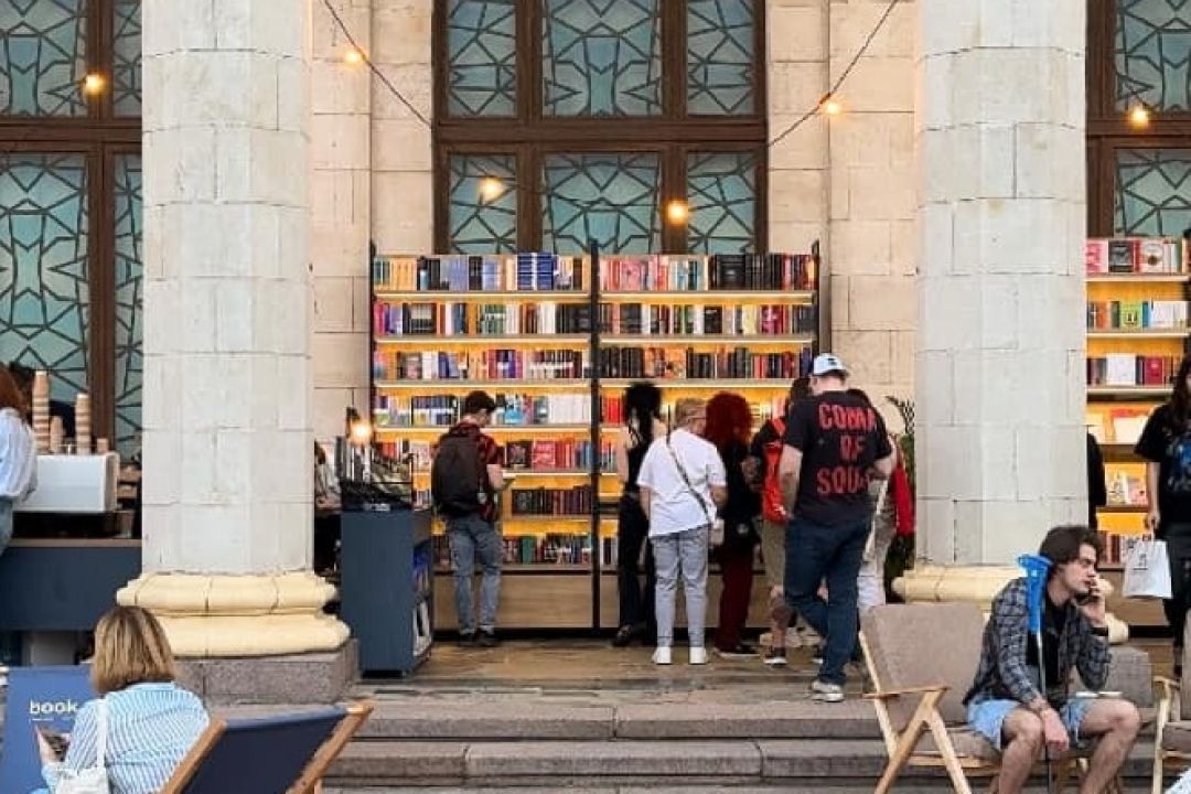 На ВДНГ відкриється книгарня-кав'ярня Book.ua: що там буде