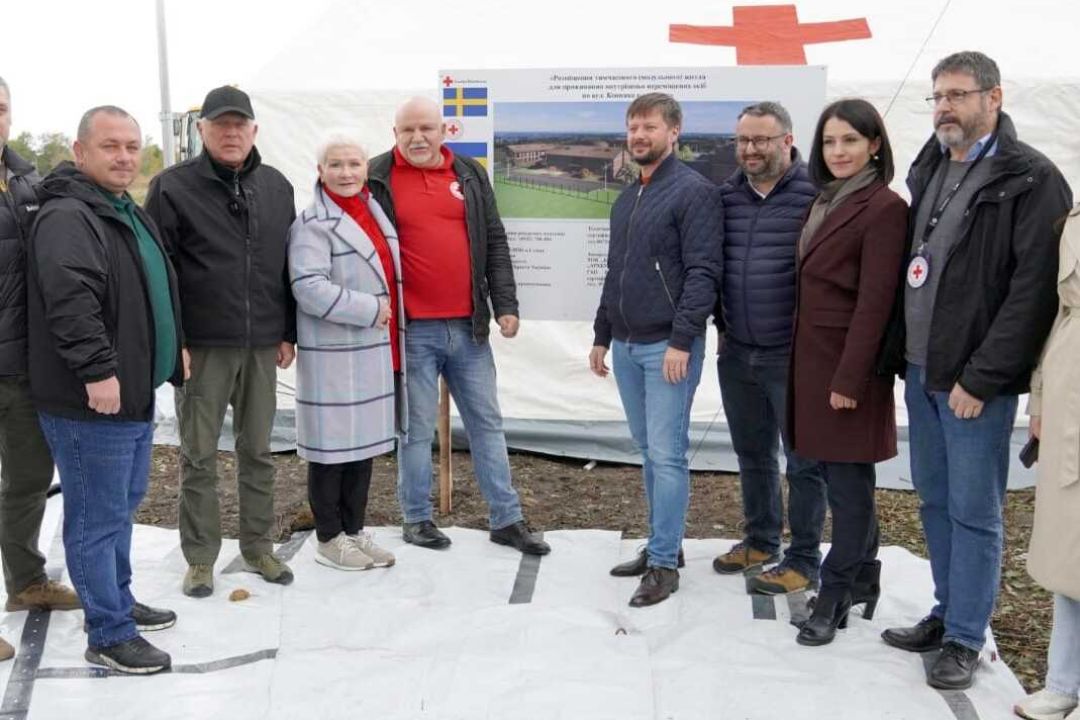 У Сумах почали будувати модульне містечко для ВПО: частина помешкань будуть інклюзивними